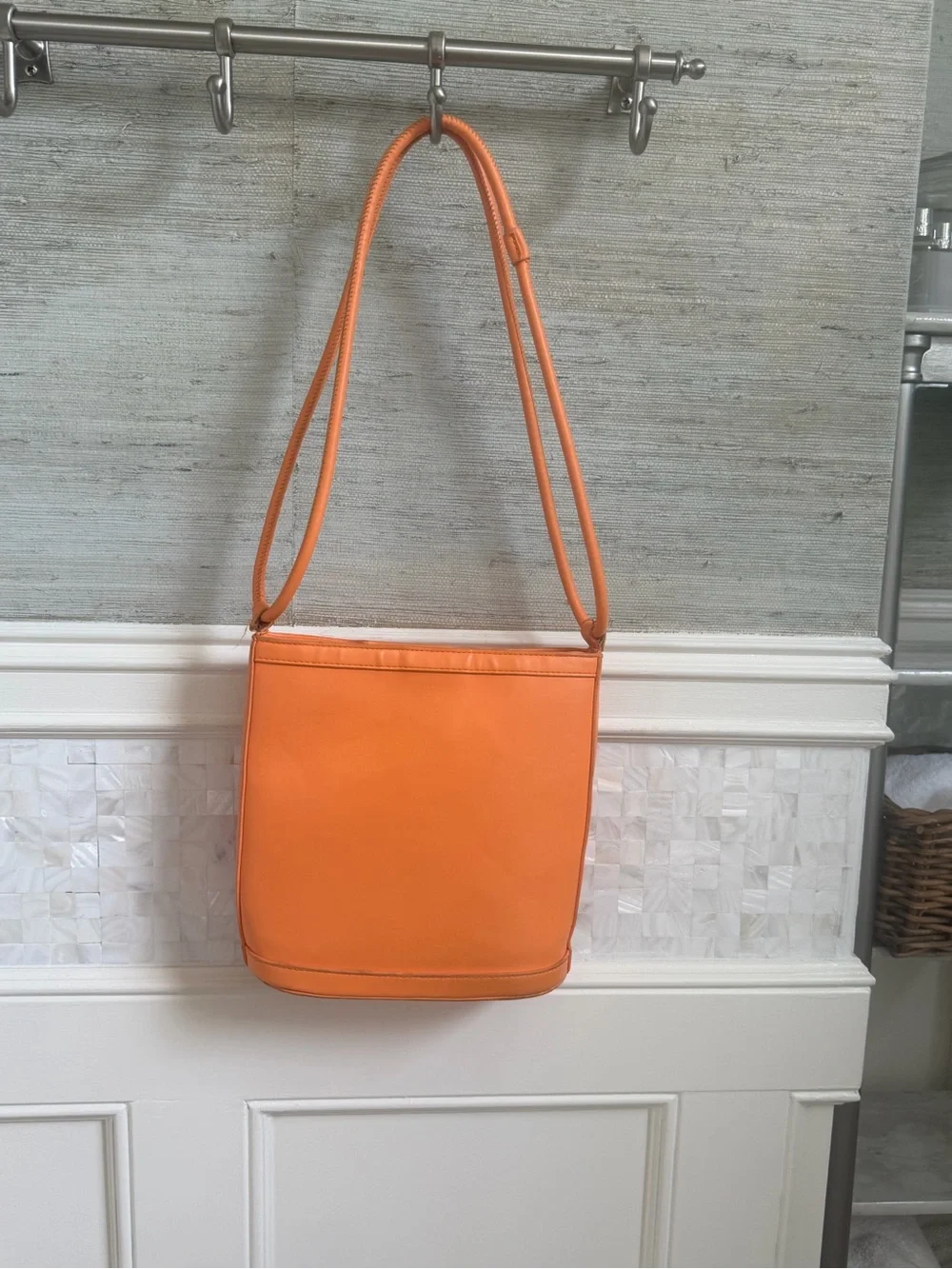 A new day Orange faux leather and linen-look fabric woven Shoulder tote bag